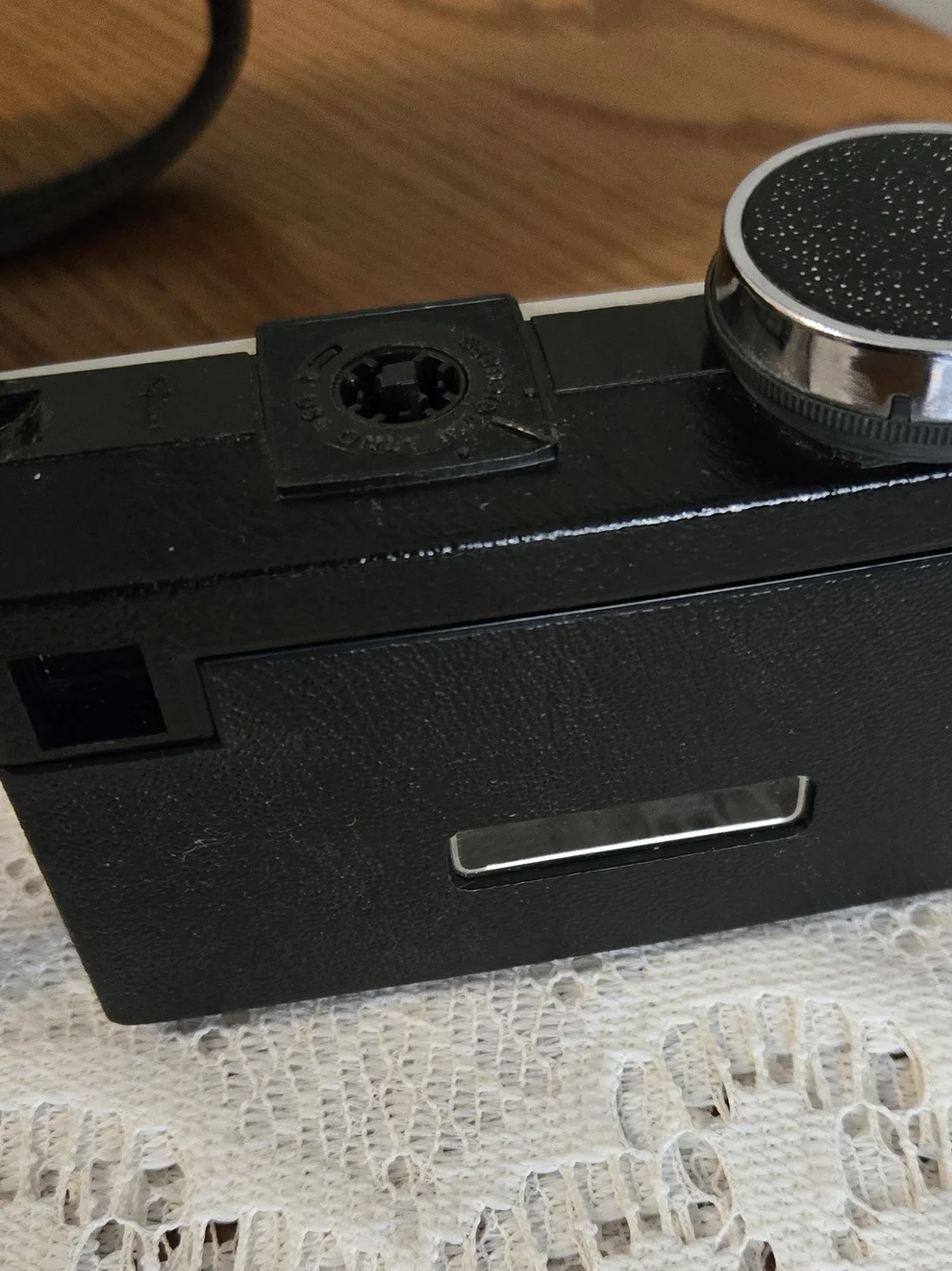 Kodak Instamatic X-25 Camera with Brown Carry Case